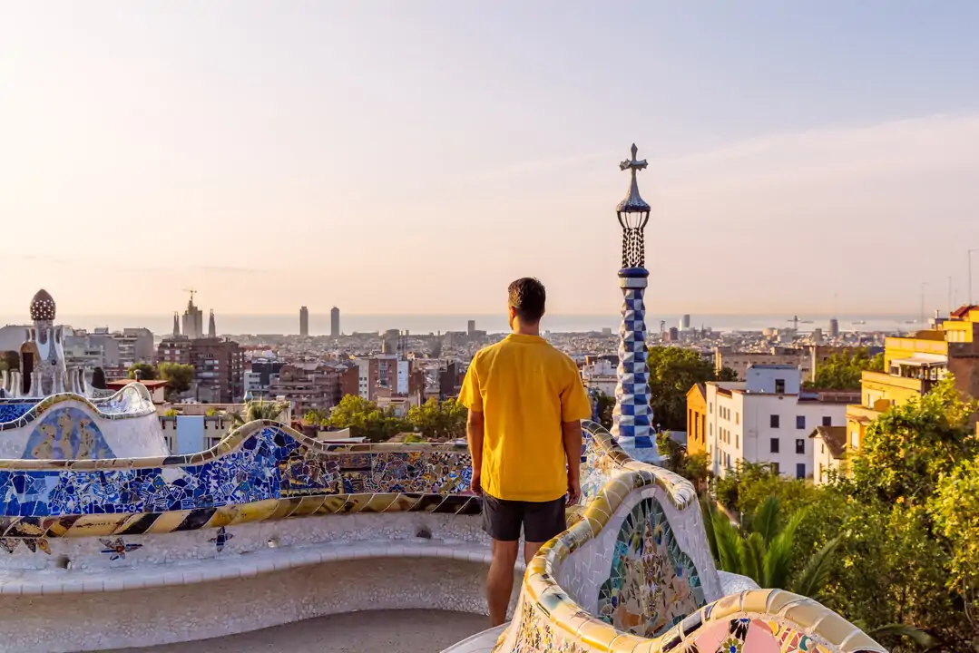 dest_spain_barcelona_park_guell_people_man_gettyimages-1400843795_universal_within-usage-period_89460